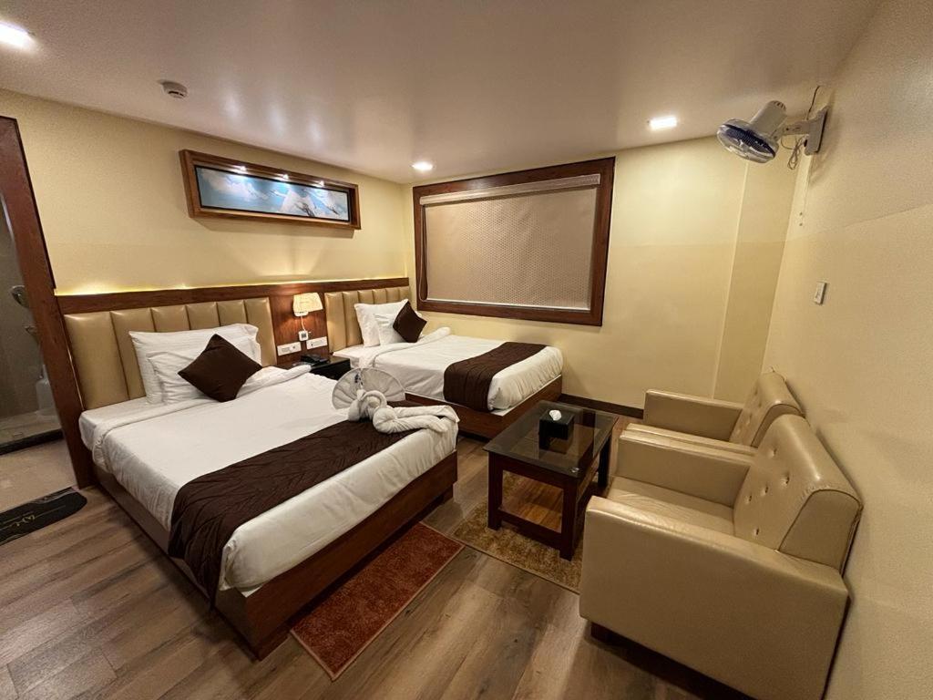 Hotel Golden Orbit Āsansol Extérieur photo